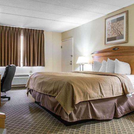 Quality Inn & Suites Fairview  Esterno foto