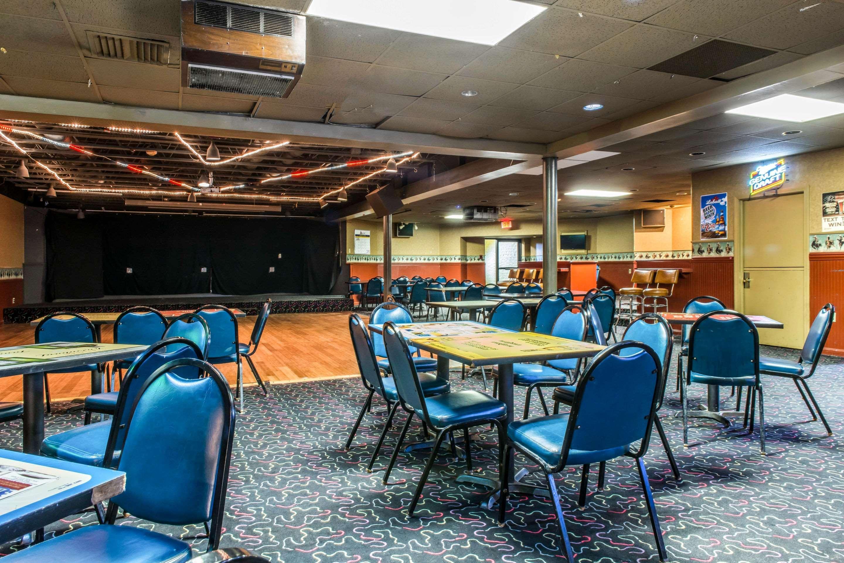 Quality Inn & Suites Fairview  Esterno foto