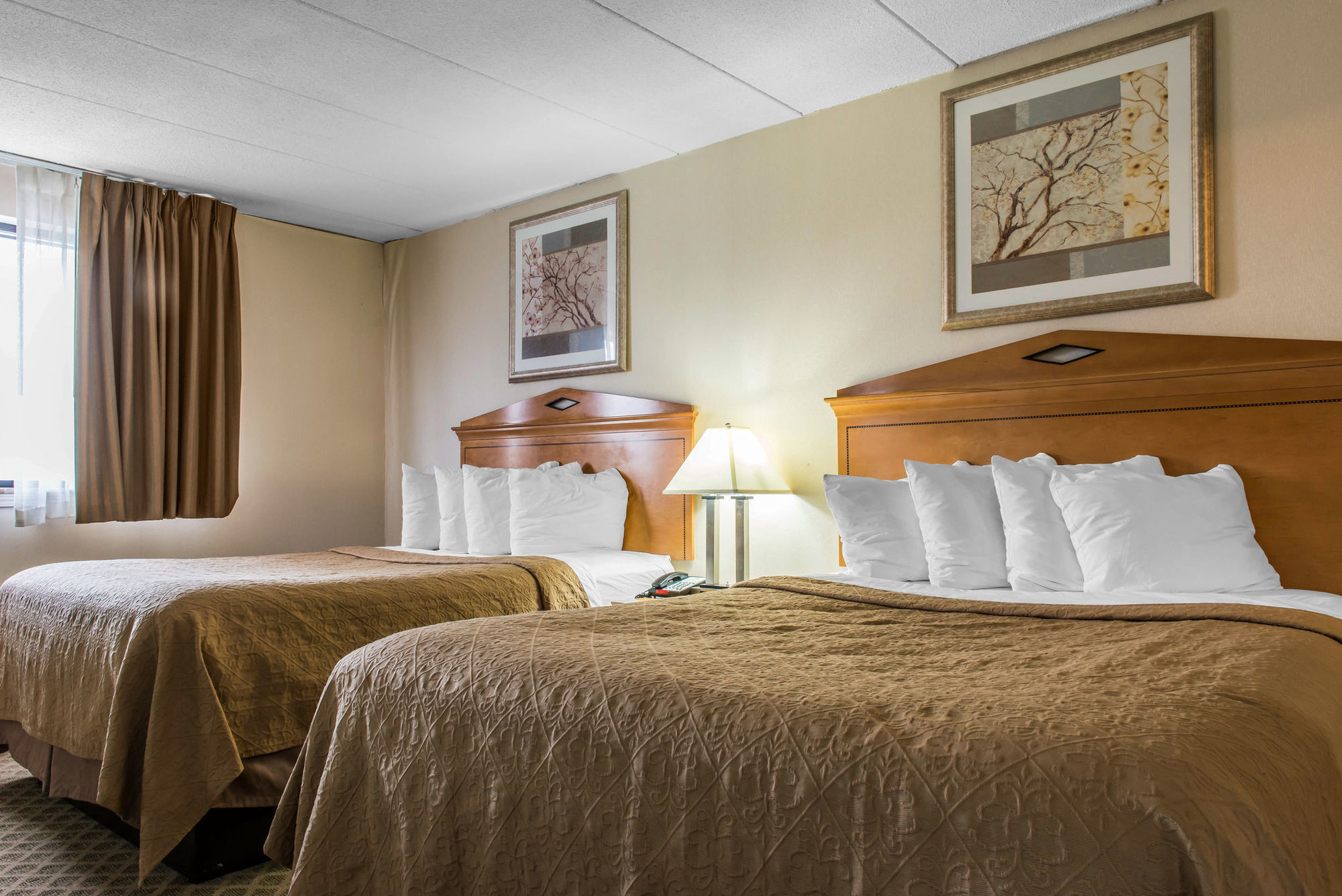 Quality Inn & Suites Fairview  Camera foto